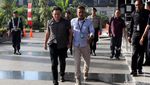 2 Terduga Pelaku OTT Pejabat Kemenhub Tiba di KPK