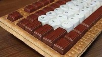 Nyamm! Keyboard ini bisa dimakan loh karena berupa smores yang legit. Foto: Istimewa
