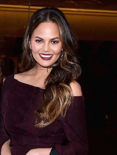 chrissy teigen minta bantuan netizen cari branya yang hilang chrissy teigen minta bantuan netizen cari branya yang hilang