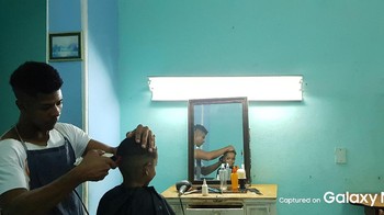 Diambil dari kamera wide-angle f/1.7 Galaxy Note 8. Foto: Samsung