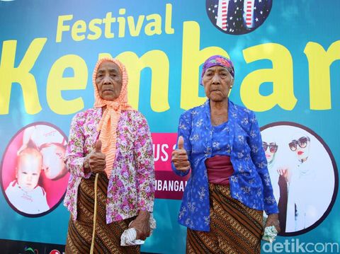 Kembar tertua, Umrah dan Umnah/