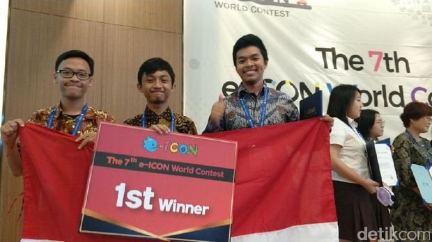 Dua Pelajar Bandung Sabet Juara Kompetisi IT Dunia