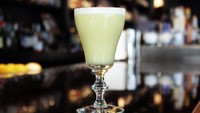 Circal situs, Cereal cocktail ini berasal dari Sable Kitchen & Bar di Chicago. Kreasi minuman ini menggunakan brandy Cooper & Kings dan Yahara Bay Kirschwasser juga  sirop cheerios, ditambah satu telur utuh dan hiasan biji pala.