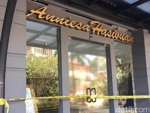 Bos First Travel Ditangkap, Butik Anniesa Hasibuan Tutup Setelah Lebaran