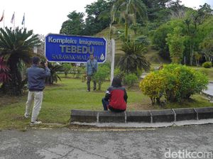 Jalan Kaki dari Indonesia Menyeberang ke Malaysia