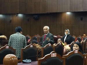 Upaya OC Kaligis dkk Dapatkan Remisi Kandas di MK