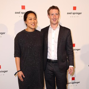 So Sweet, Mark Zuckerberg Ciptakan Alat Supaya Istri Bisa Tidur Nyenyak So Sweet, Mark Zuckerberg Ciptakan Alat Supaya Istri Bisa Tidur Nyenyak
