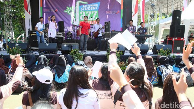 Serunya Menikmati Banyuwangi Student Jazz Festival 2017