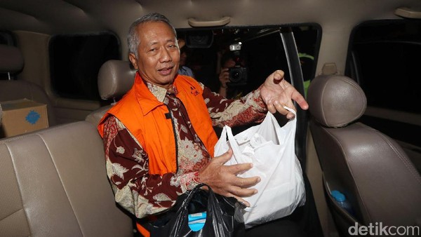 Potret Dirjen Hubla dan Sesumbar Antipungli Semasa Menjabat