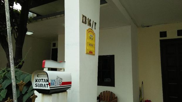 Rumah Dirjen Hubla sepi.