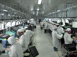 Mengintip Proses Pembuatan Ponsel Vivo