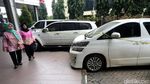 Foto: Ini Mobil Bos First Travel yang Bikin Korban Geleng-geleng Kepala