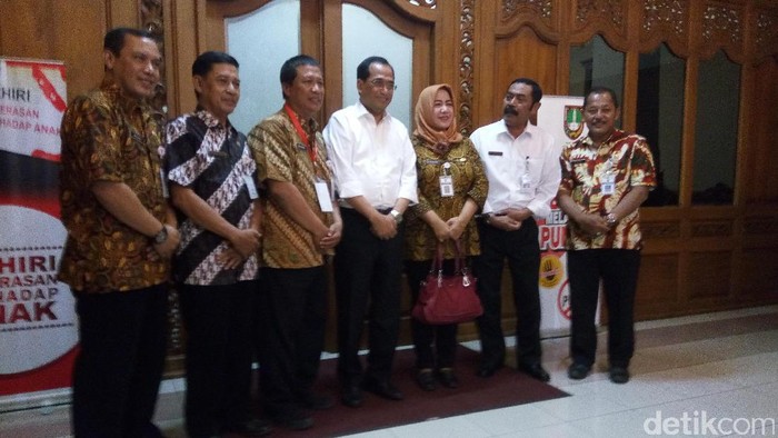 Ke Solo, Menhub Bahas Perkembangan Kereta Bandara Adi Soemarmo