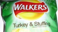 Turkey & Stuffing Falavour Potato Crisps ini memiliki rasa ayam kalkun panggang. Bagi Anda yang jarang makan kalkun, akan susah membedakannya dengan rasa ayam panggang.