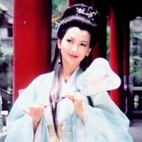 Chiu kemudian mulai membintangi acara TV pertamanya pada 1974. Di tahun 1992 ia pun populer sejak membintangi serial White Snake Legend dan berperan sebagai Pai Su Chen. Foto: Ist.