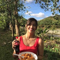 Tak hanya cantik, ia jago masak lho. (Foto: istimewa)