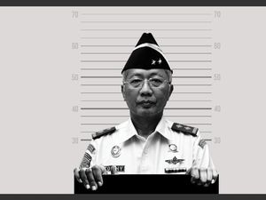 Pegawai Teladan Antipungli, tapi Tersandung Korupsi