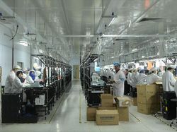 Mengintip Proses Pembuatan Ponsel Vivo