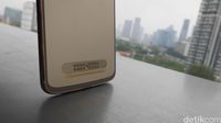 Moto Z2 Play: Mewah, Ringan Dan Awet