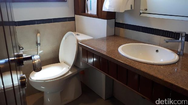 Toilet yang bersih (Kurnia/detikTravel)