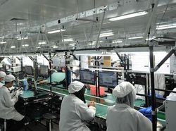 Mengintip Proses Pembuatan Ponsel Vivo