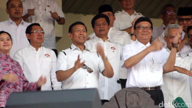 Hari Ini Para Menteri Ramai-ramai ke Solo, Ada Apa?