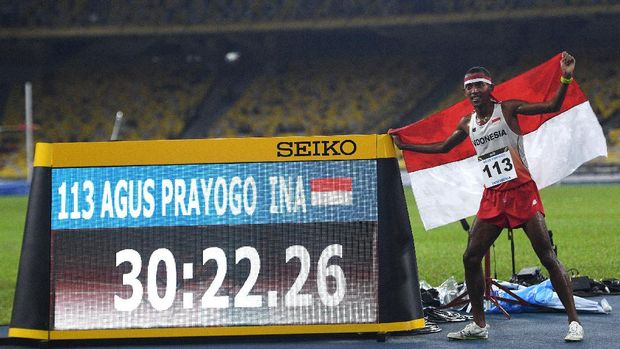 Agus Prayogo saat membela Indinesia di lintasan atletik