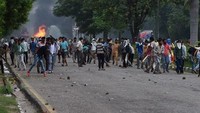 Setelah vonis dibacakan, yang mana Sigh dinyatakan bersalah, kerusuhan terjadi/Foto: AFP