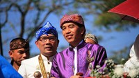 Ridwan Kamil, untuk diketahui, sudah memutuskan untuk maju di Pilgub Jabar. Salah satu partai yang mendukung Ridwan Kamil adalah Nasdem, partai yang juga mendukung Jokowi.