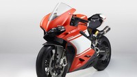 1. Ducati 1299 Superleggera   Motor aling super di 2017 jatuh di tangan Ducati 1299 Superleggera. Motor ini mampu berlari 215 tenaga uda di rpm 11.000. Ketangguhan mesin Ducati ini tidak perlu diragukan, karena berbeda dengan pabrikan lainnya yang mengakali dengan supercharging atau turbo.  Foto: Pool (visordown)
