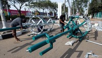 Pemasangan CCTV tersebut diharapkan dapat membantu pihak kepolisan jika terjadi kecelakaan atau kriminalitas di jalan tersebut.