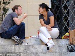 Kalau Ketemu di Jalan, Siapa Sangka Mereka Pasangan Super Kaya