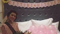 Dengan nada lembut, Raisa mengaku begitu terharu, Oh, begini ya rasanya? Foto: Snapgram Adepuspa