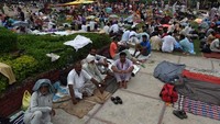 Vonis bersalah tersebut memicu kemarahan para pengikutnya yang telah berkumpul menjelang sidang yang digelar pada Jumat (25/8) waktu setempat./Foto: AFP