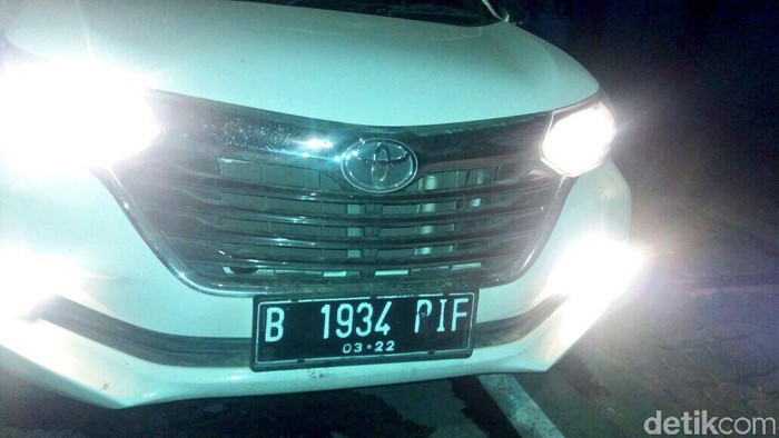 Pria Ditemukan Tewas di Dalam Mobil di Latumenten Jakbar