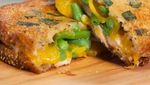 Ini 18 Pilihan Grilled Cheese yang Mulur Gurih Buat Camilan