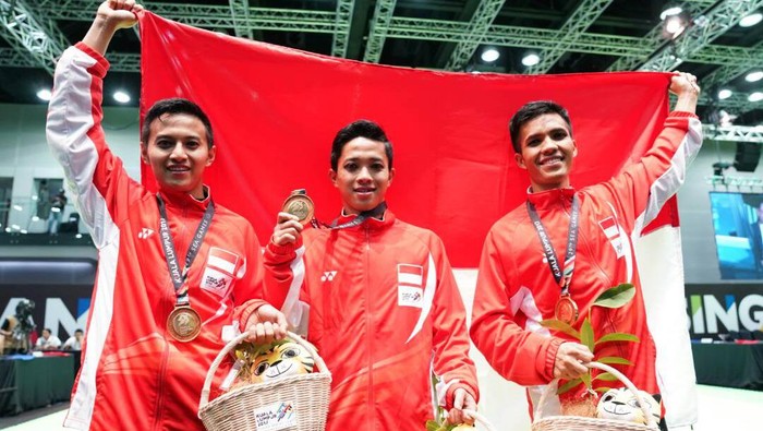 Pencak Silat Amankan Emas dari Beregu Putra