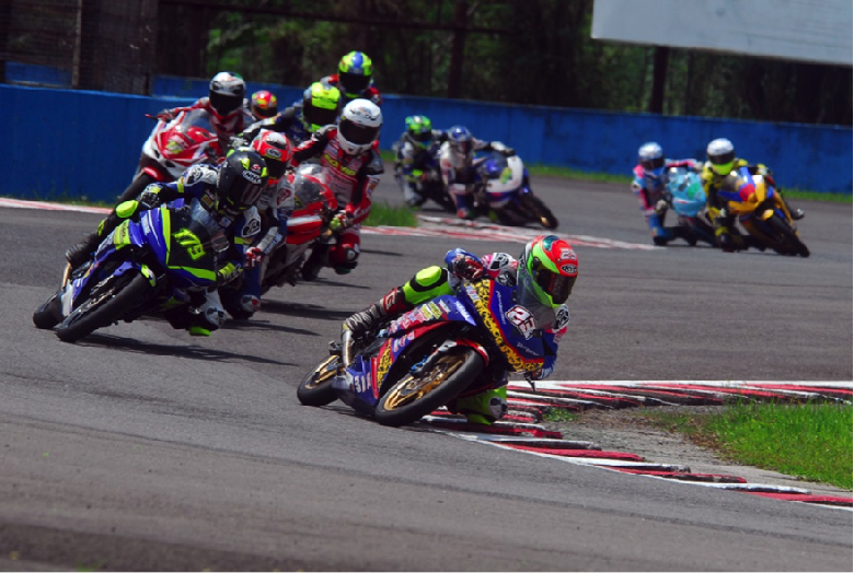 Yamaha YZF-R15 Pecahkan Rekor Sentul Mendominasi Juara Sport 150 cc Yamaha YZF-R15 Pecahkan Rekor Sentul Mendominasi Juara Sport 150 cc