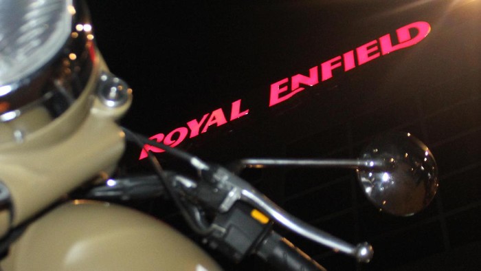 Royal Enfield buka Store di Bali