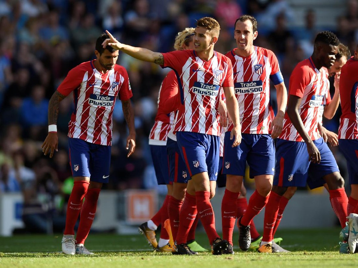 Pemain-pemain Atletico Madrid (Foto: Adam Holt / Action Images via Reuters)