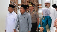 Saat meresmikan wajah baru Masjid Baiturrahman