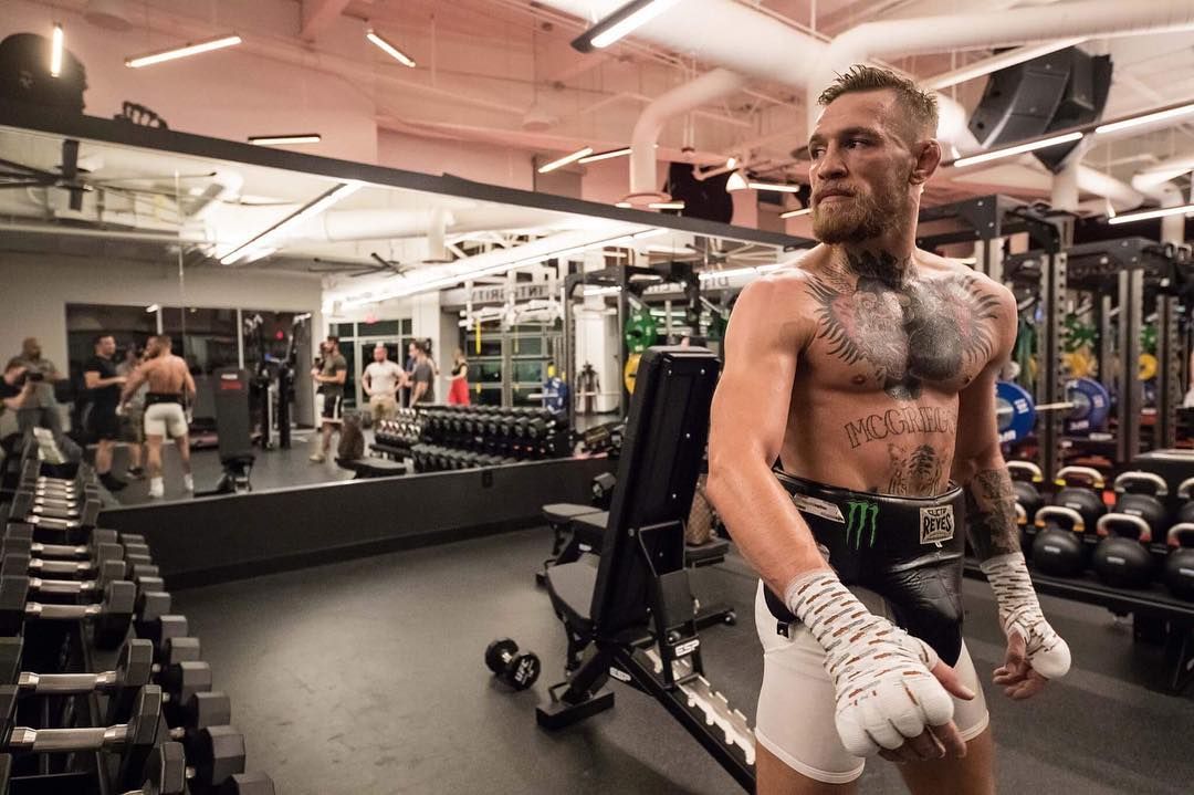 Conor McGregor latihan