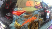 Dari samping terlihat lampu mirip dengan Fortuner. Foto: Marwah Zada Rahmatina