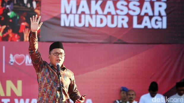 Meriahnya Pelantikan 10 Ribu Pengurus RT/RW di Makassar