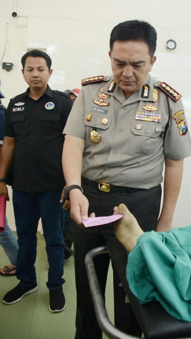 Sandi ditembak mati karena menyerang polisi menggunakan parang