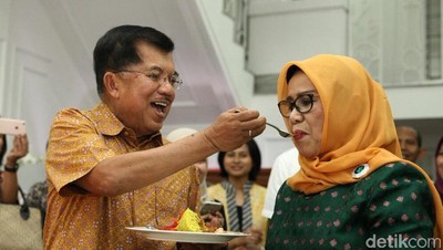 Foto: Perayaan Pernikahan Emas Wapres JK-Mufidah Kalla