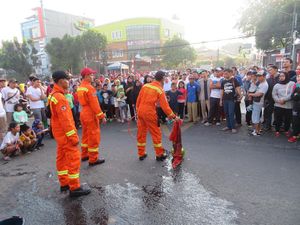 Saat Peserta CFD Mampang-Pejaten Belajar Penanggulangan Kebakaran