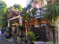 Lokasi hujan misterius di Tebet / 