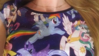 Dia sempat dipandang sebagai atlet voli berbakat yang diperkirakan terus menanjak karirnya. Foto: Instagram