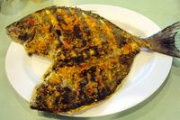 Sedap Enaknya Makan Ikan Bakar dengan Nasi Hangat dan Sedap Enaknya Makan Ikan Bakar dengan Nasi Hangat dan